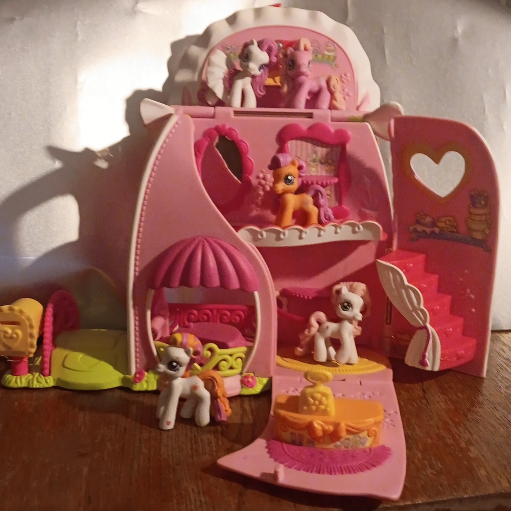 My little pony fashion purse playset